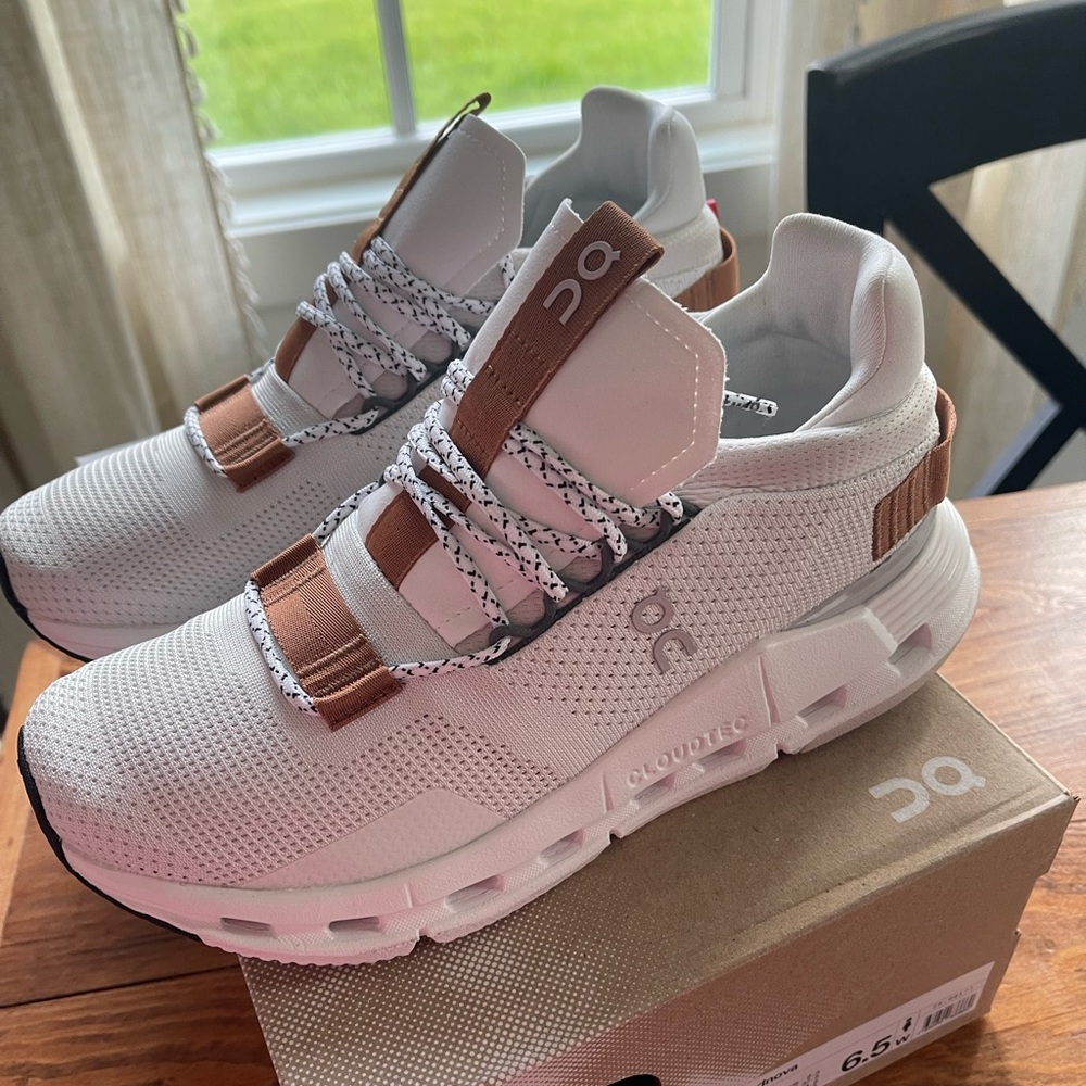 Cloudnova 6.5 NEVER WORN